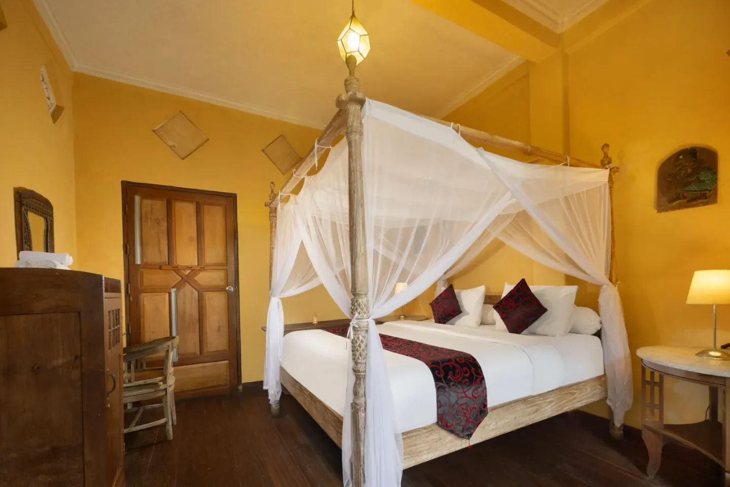 Public Area & Room