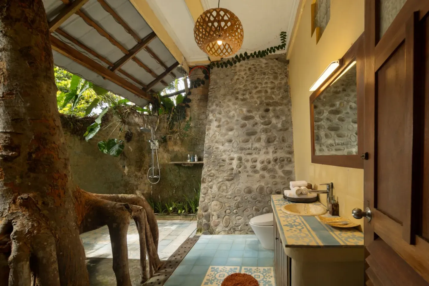 Public Area & Room